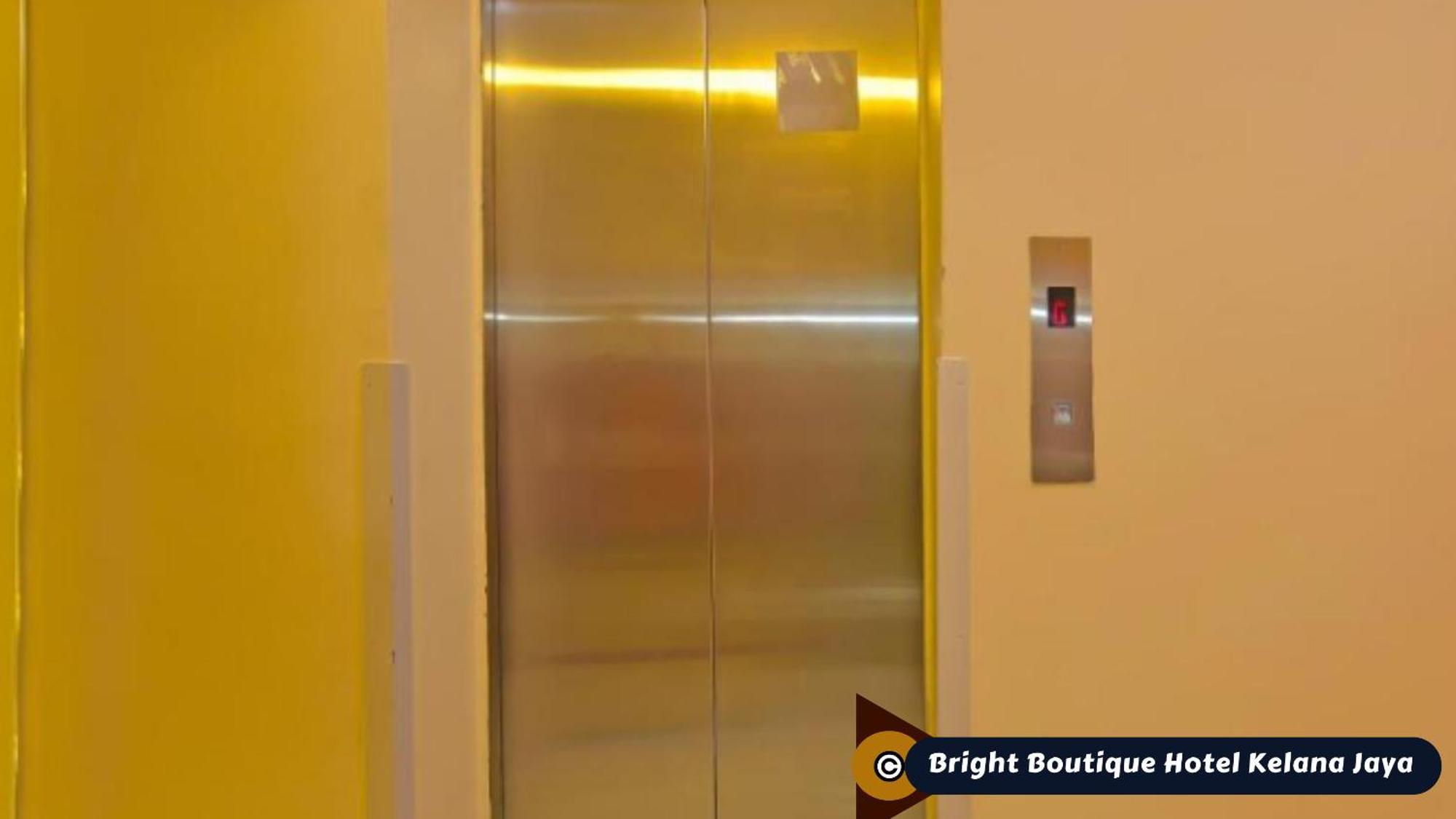 Bright Boutique Hotel Kelana Jaya Петалинг Джая Екстериор снимка