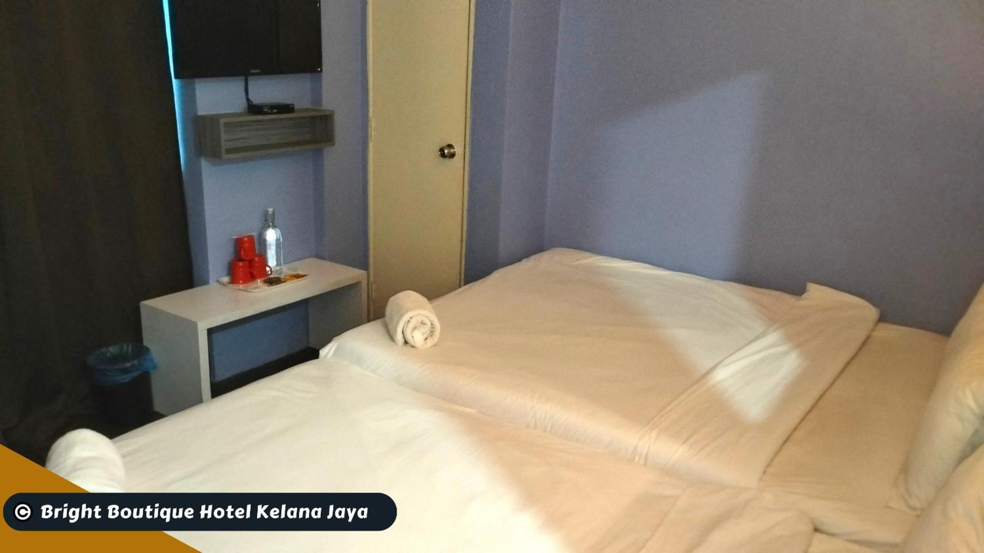 Bright Boutique Hotel Kelana Jaya Петалинг Джая Екстериор снимка