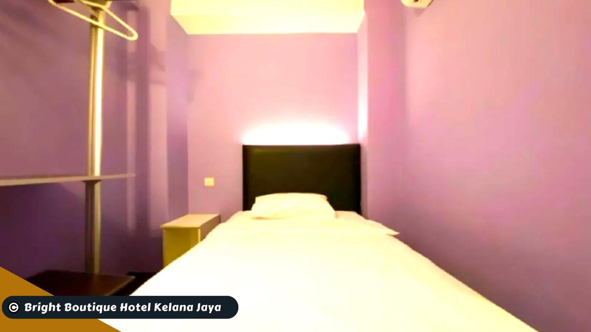 Bright Boutique Hotel Kelana Jaya Петалинг Джая Екстериор снимка