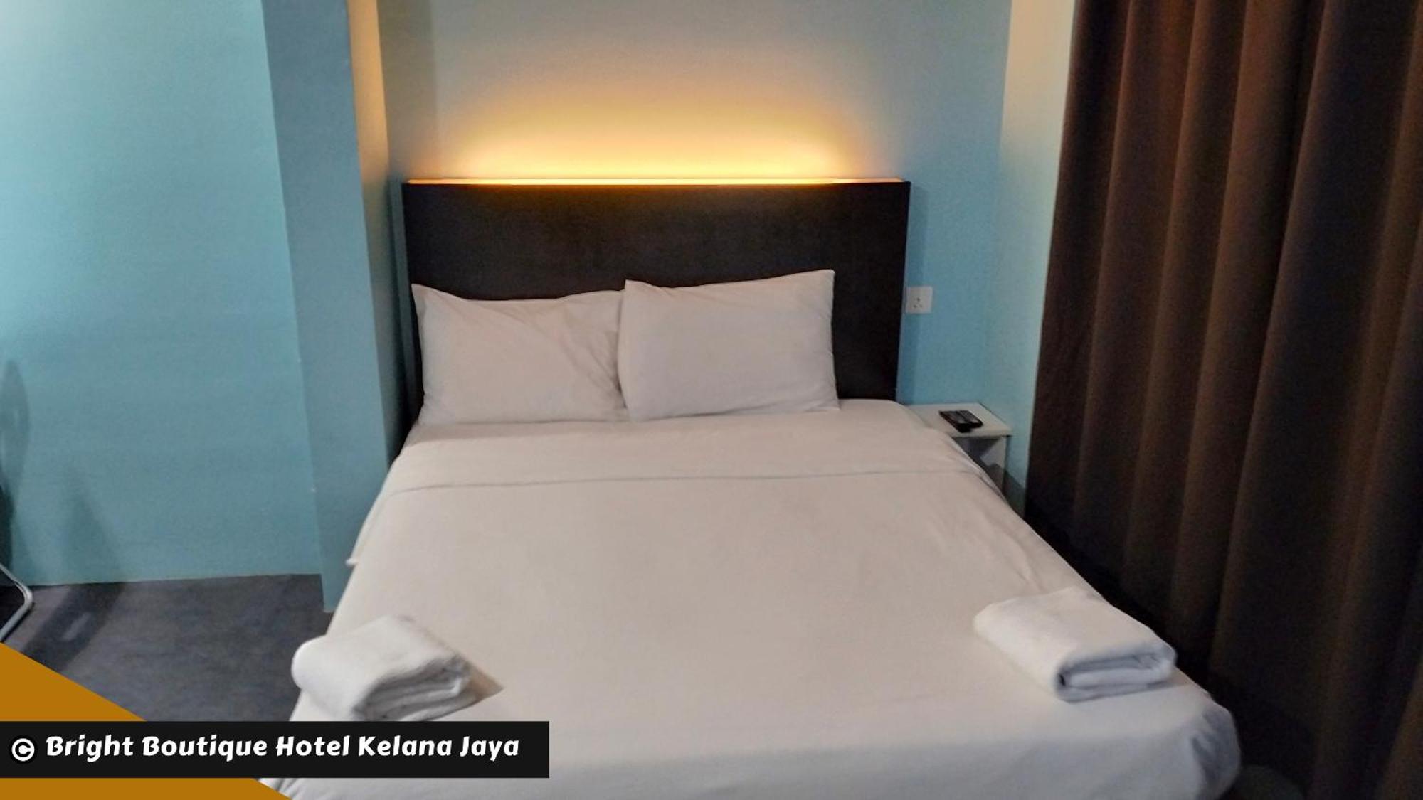 Bright Boutique Hotel Kelana Jaya Петалинг Джая Екстериор снимка