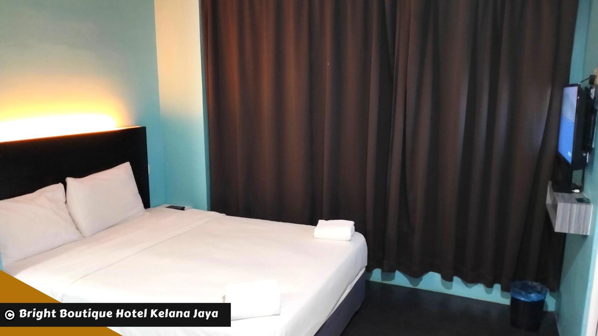 Bright Boutique Hotel Kelana Jaya Петалинг Джая Екстериор снимка